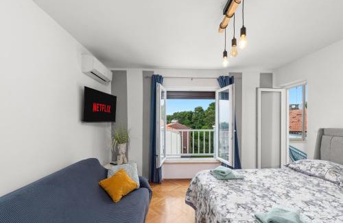 Brulo Apartment | Kala Sea View Apartments 150m from beach and 250 m from old town