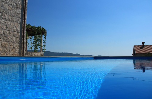 Lovorno Villa | Kameni Dvori - Family Holiday Villa with swimming pool near Dubrovnik