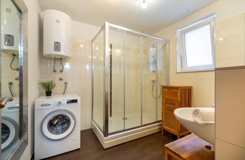 Split Apartment | Karlo with private pool