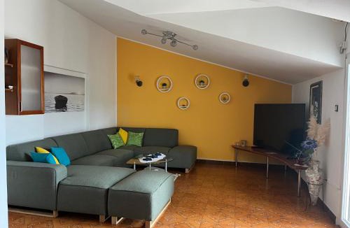 Tijesno Apartment | Kate's Home Tisno