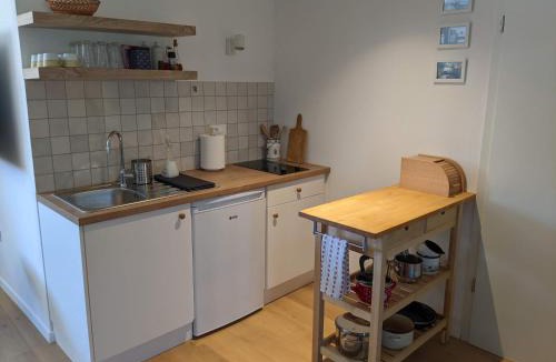 Hrib pri Hinjah Apartment | Klančarjeva domačija - Spacious countryside apartment on an eco farm