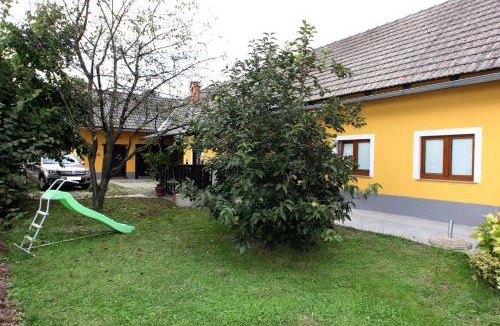 Domzale House | Kmečka hiša Rodica