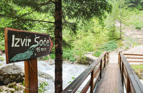 Bovec Cabin | Koča ob izviru Soče