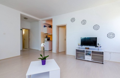Krucica Apartment | Kola's Mill - Comfort One Bedroom Apartment with Terrace and Sea View (A1)