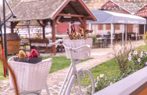 Zmajevac House | Kuća za odmor Baranjski Dvori