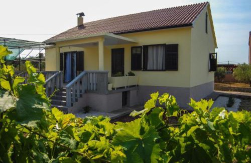 Ugljan House | Kuća za odmor Dido Ive