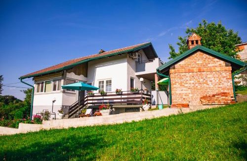 Varazdinske Toplice Apartment | KUĆA ZA ODMOR JURINO GNIJEZDO