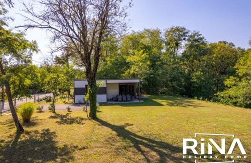 Pakrac House | Kuća za odmor Rina