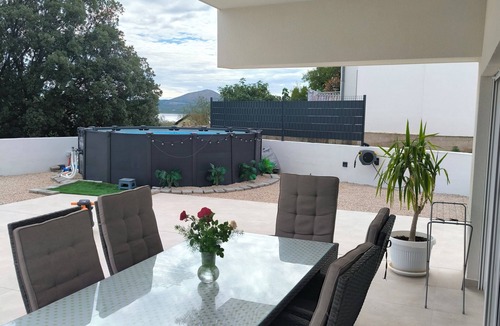 Raslina Villa | Kuča za odmor Labudica, Šibenik-Raslina.nBlizina nacionalnog parka Krka