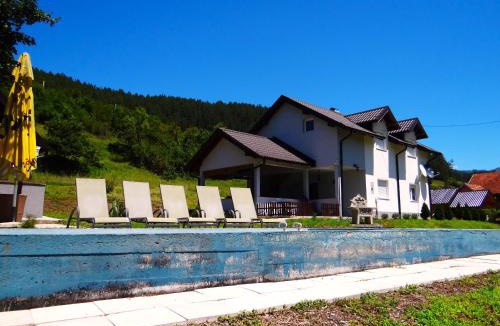 Visegrad House | Kuca Aura
