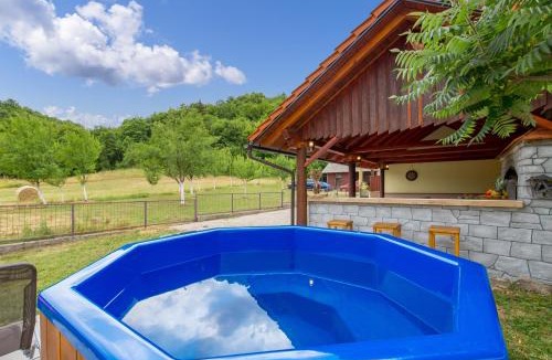 Gospic Ski Chalet | Kuk Medin