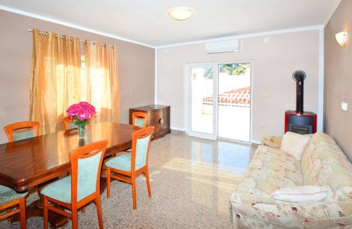 Zaton Apartment | Kursar