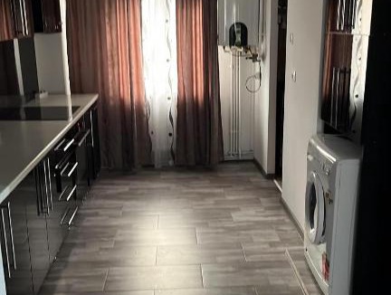 Vulcan Apartment | LA CARMEN VULCAN! Apartament cu 3 camere !