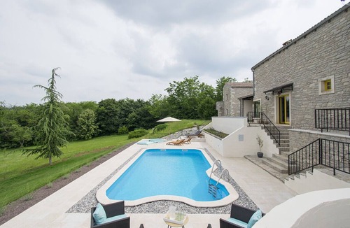 Kircija Villa | La Casa di Kyra, surrounded by greenery in a quiet location with pool and sauna