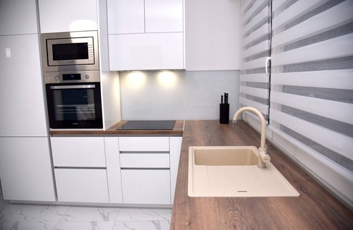Nasice Apartment | La Luna ⭐ Premium Deluxe Apartment with free Jacuzzi and Bikes