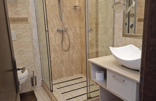 Pitesti Hotel | La Strada The Villa