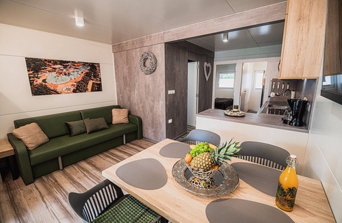 Terme Catez House | Lake Serenity Premium Mobile Homes-Two Bedroom