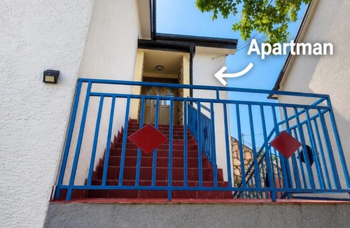 Karlobag Apartment | Large 4-Bedroom Apartment with Sea View & Balcony