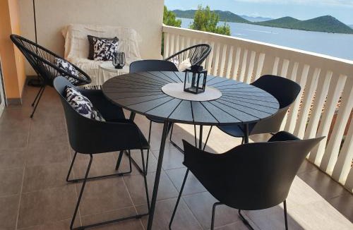 Drage Apartment | Lavender Apartments