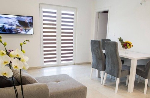 Imotski Apartment | Lavish Apartment in Imotski near Blue Lake