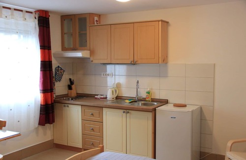 Bohinjska Bistrica Apartment | Lovely Apartment in Bohinjska Bistrica with Barbecue