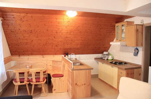 Bohinjska Bistrica Apartment | Lovely Apartment in Bohinjska Bistrica near Forest