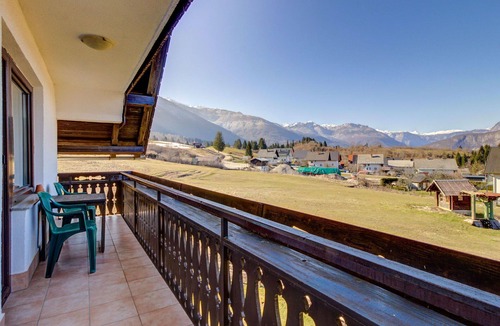 Bohinjska Bistrica Apartment | Lovely apartment for 4 people with WIFI, TV, balcony, pets allowed and panoramic view