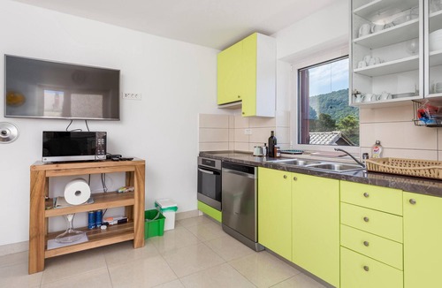 Veli Losinj Apartment | Lovely apartment in Veli Losinj with WiFi