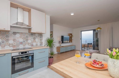 Zelenka Apartment | Lovely apartment in Makarska with WiFi