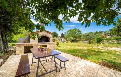 Medulin Apartment | Lovely Apartment In Medulin With Wifi