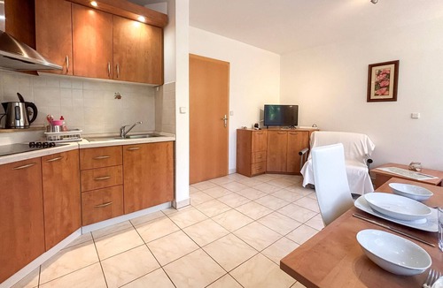 Pinezici Apartment | Lovely apartment in Pinezici with WiFi