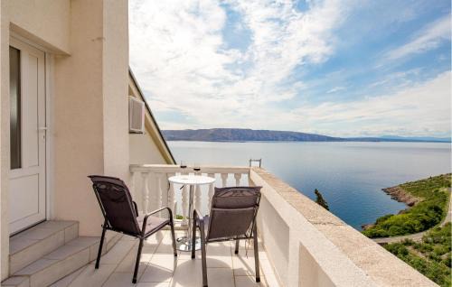 Vratarusa Apartment | Lovely Apartment In Senj With Wifi