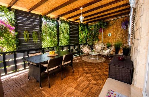 Komolac Apartment | Lovely Escape Close to Dubrovnik