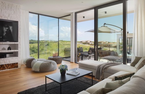 Brtonigla House | Lovely home in Brtonigla with sauna