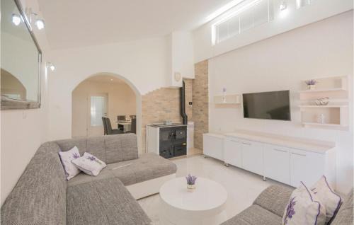 Prolozac House | Lovely Home In Donji Prolozac