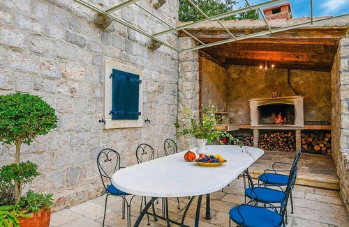 Trpanj House | Lovely home in Gornja Vrucica