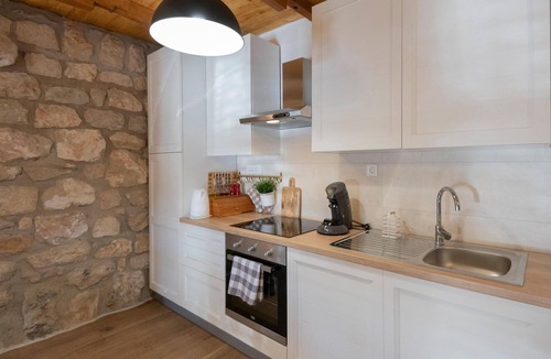 Imotski House | Lovely home in Glavina donja