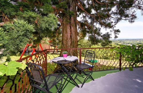 Breznik Plesivicki House | Lovely home in Gornja Reka with WiFi