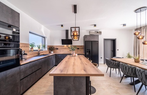 Benkovac House | Lovely home in Miranje Donje
