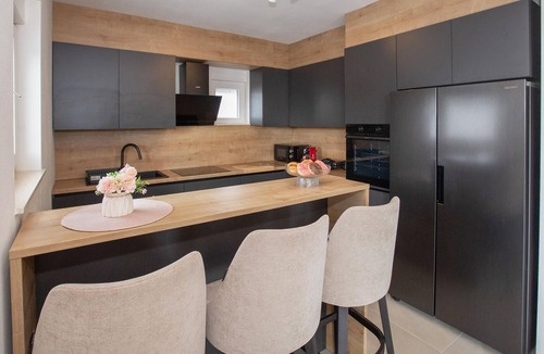 Musalez House | Lovely home in Porec with sauna