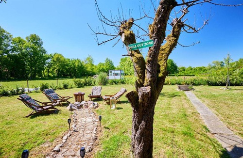 Lekenik House | Lovely Home In Sisinec With Outdoor Swimming Pool