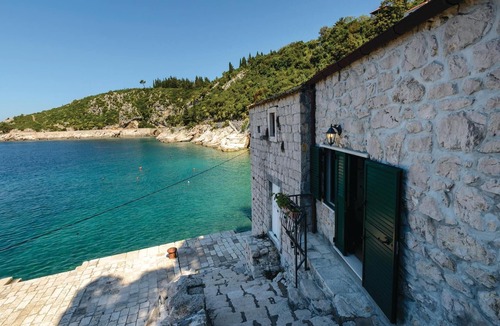 Trsteno House | Lovely home in Trsteno with WiFi