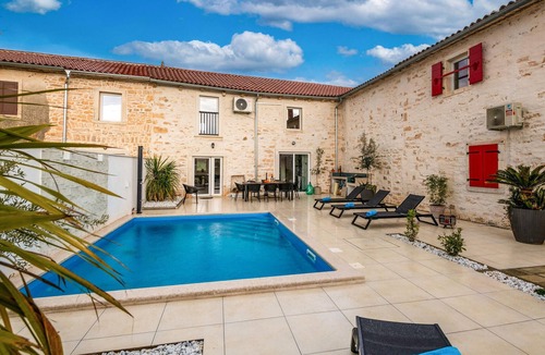 Prkacini House | Lovely home in Vidulini with kitchen