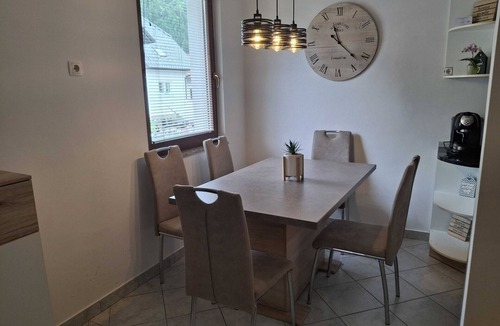 Luce Apartment | Luce Hilltop Cozy Apartment - Two Bedroom Apartment