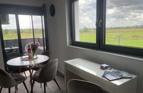 Zapresic Apartment | Luna,central,self-check in,AC,WI-FI, washer,free parking