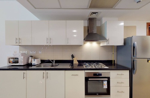DIFC Apartment | ★Lux BnB I Studio I DIFC I Balcony I Tennis★
