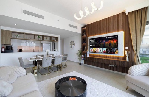Za'abeel 2 Condo | Luxe Burj Khalifa Hi Rise 5Beds Spacious Flat