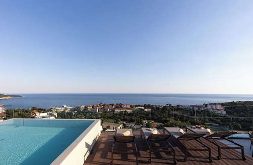 Gorica Villa | Luxurious 6-bedroom Dubrovnik villa with rooftop saltwater pool