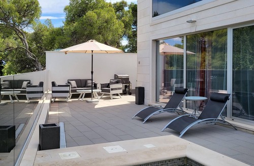 Postira Apartment | Luxurious apartment in Postira