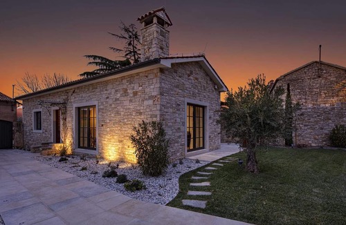 Kanfanar Villa | Luxurious complex for large groups in Barat in Istria